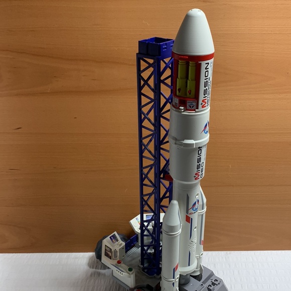 Mission Geo Rocket Launch Pad 6195 & Mission Meteorite Defense 6197 by P… - Picture 7 of 17